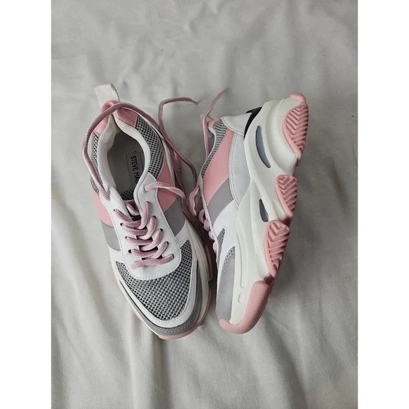 Steve Madden Womens Pink Grey White Chunky Platform Fashion Sneakers Trainers